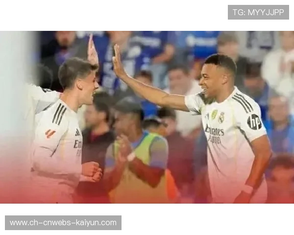 皇马主场迎战瓦伦西亚 阿诺德复出助阵 姆巴佩剑指西甲八连斩